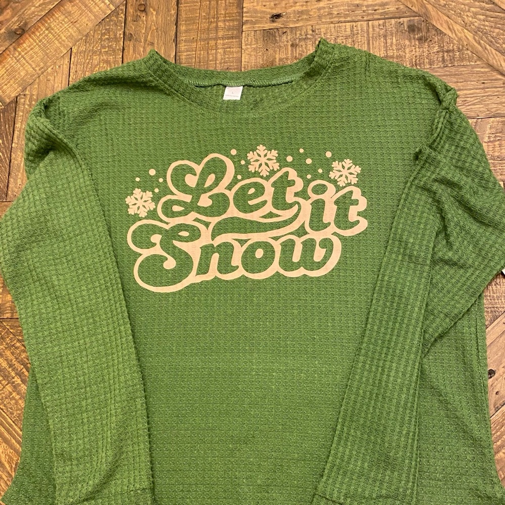 Green longsleeve waffle T